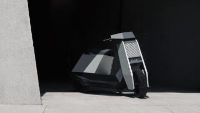 Sharp-angled Electric Scooter of the Future Cuts Through City Traffic 3 90