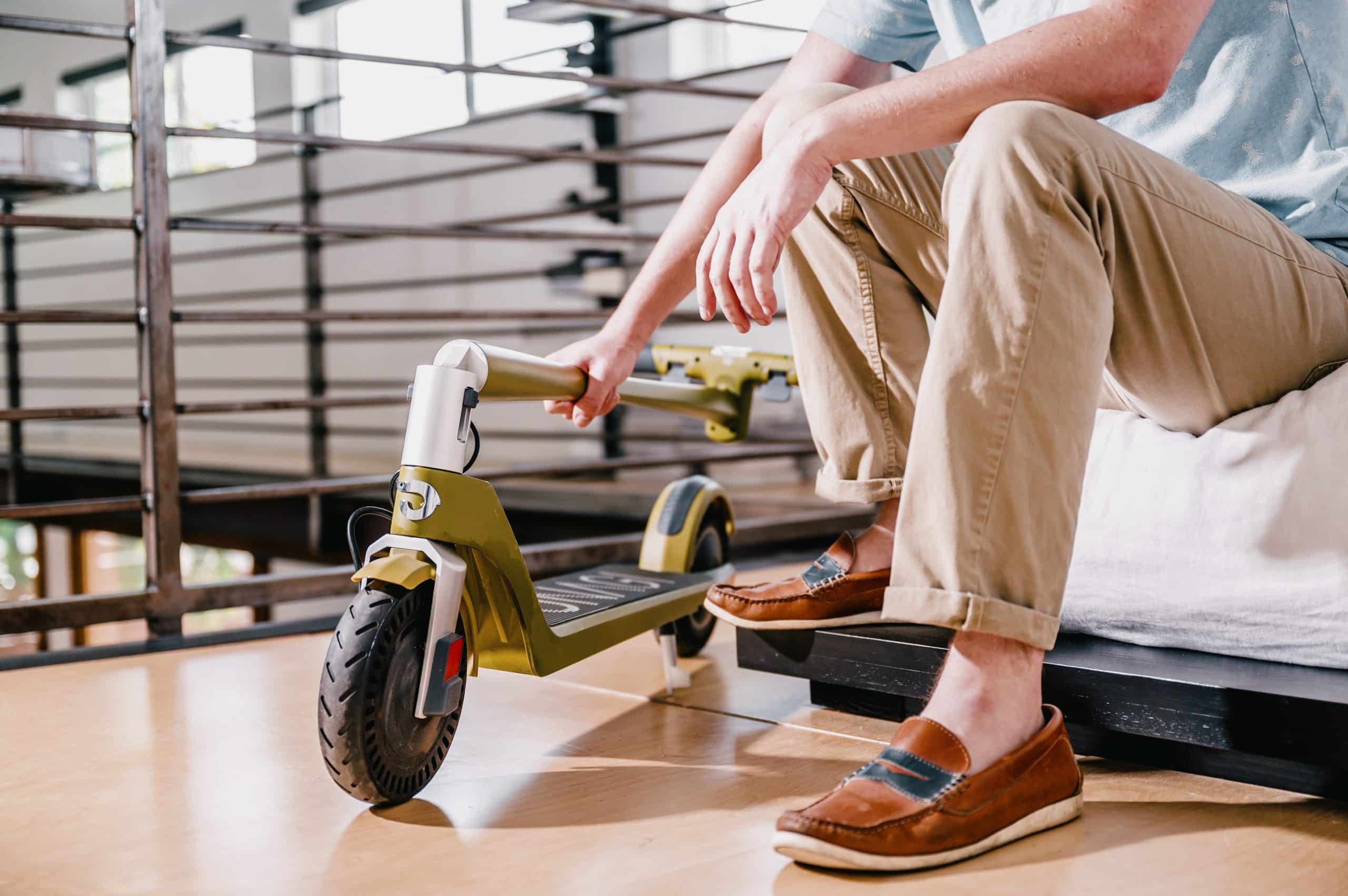 Top 7 Cool Electric Scooters to Supercharge Your Commute 6 unagi 1