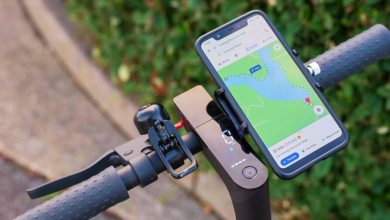 Scooter Accessories Decent electric scooter metal phone holder vertical wide state 1024x683 1