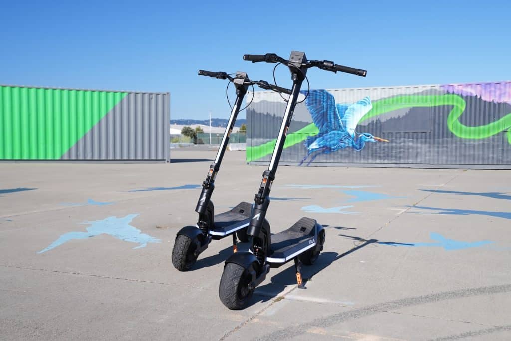 7 Best Electric Scooters 2025 for Every Price Point 8 DSC04008