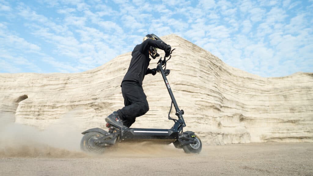 Top 10 Fastest Electric Scooters (2025 Tested): Verified Top Speeds & Real-World Ride Notes 4 maxfun 10 Max