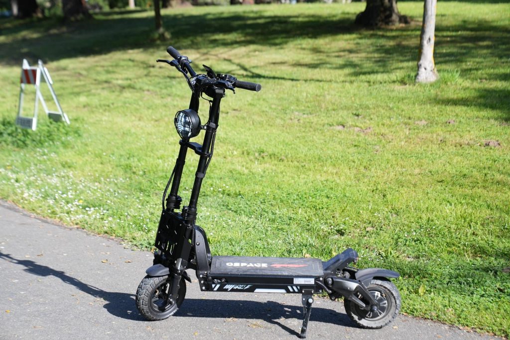 Top 10 Fastest Electric Scooters (2025 Tested): Verified Top Speeds & Real-World Ride Notes 10 gspace