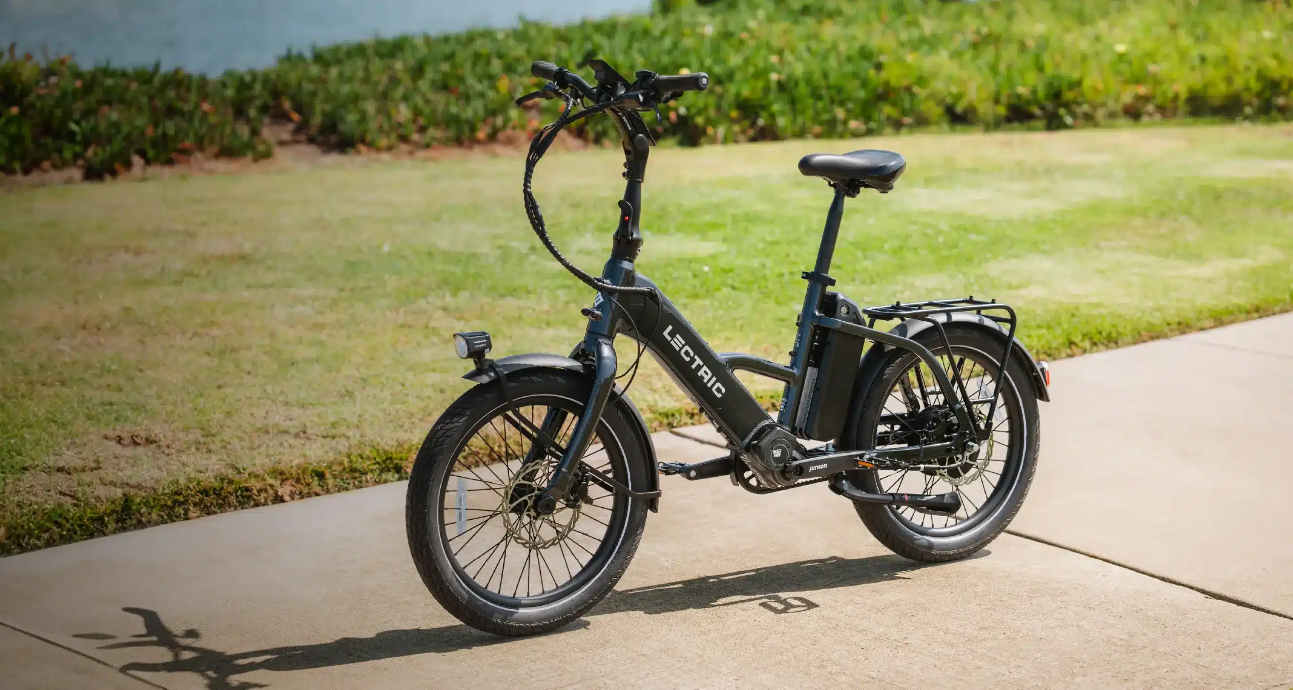 Electric Scooters vs Electric Bikes: Which Is the Better Car Replacement in 2026? 11 lectric one